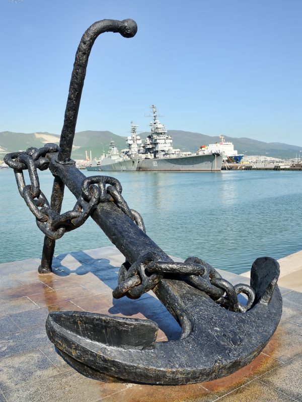 = Anchor – The Symbol of Sea Greatness =

Anchor monument on the embankment of Novorossiysk in the background of the cruiser Mikhail Kutuzov.

Photo #142 taken on April 29, 2017
©2017 www.Moscow-Driver.com by Arthur Lookyanov